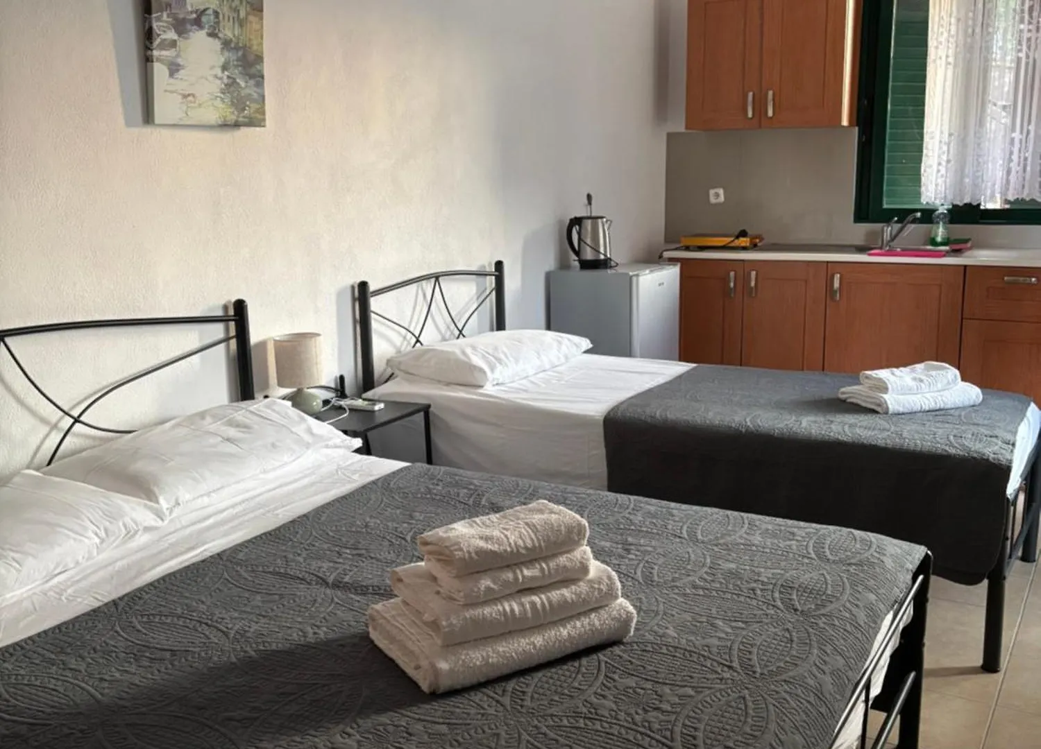 公寓 Lazari Rooms 希马拉